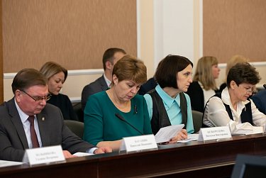 Решение профильного комитета – принять бюджет Оренбуржья во втором чтении