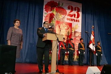 Депутаты поздравили жителей своих избирательных округов 