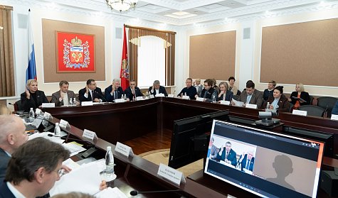 Более 145,5 млрд доходов и 163,5 млрд расходов Более 145,5 млрд доходов и 163,5 млрд расходов