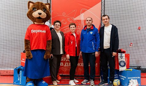 Праздник объединил семейные команды 