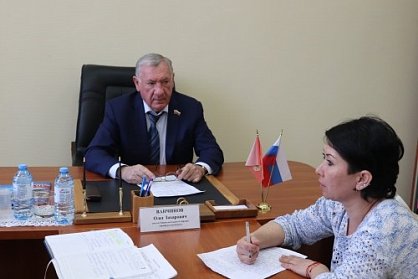 С актуальными вопросами – к депутату
