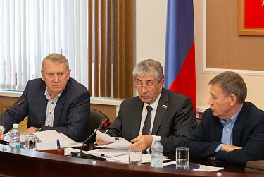 В областном парламенте приступят к рассмотрению бюджета
