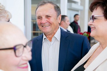 В парламенте прошла встреча ветеранов аппарата 