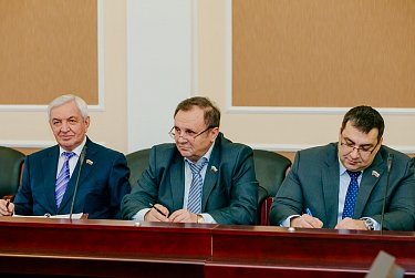 Парламент в деталях