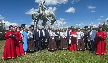 В селе Черноречье отметили День фермера