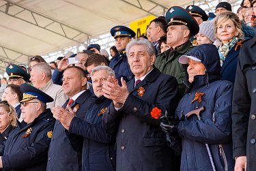 Оренбург встретил 79-ю годовщину Великой Победы
