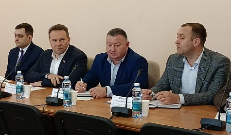 Депутат решает проблемы бизнеса