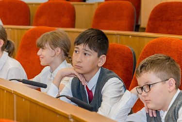 Школьники – в гостях у парламентариев