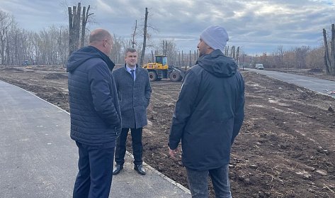 От запустения к красоте: в Кувандыке преображается городской парк 