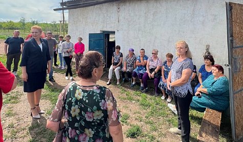 Екатерина Калегина встретилась с саракташцами Екатерина Калегина встретилась с саракташцами