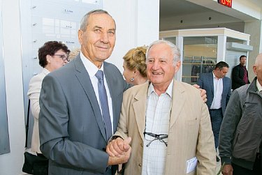 В парламенте прошла встреча ветеранов аппарата 