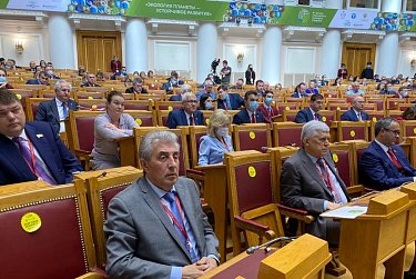 Вопросы экологии надо решать без шантажа и угроз