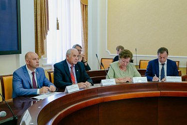 Обсуждены вопросы экологической безопасности региона