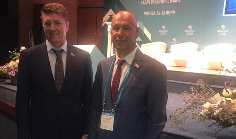 Аркадий Швецов и Андрей Шевченко принимают участие во Всероссийском водном конгрессе