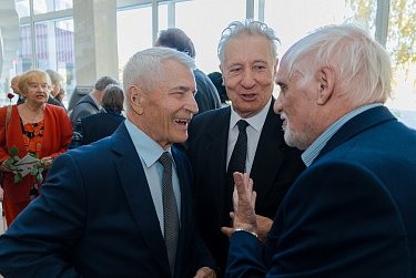 Девиз старшего поколения – активность и долголетие!