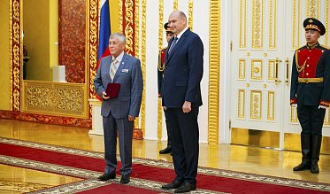Золотой знак – за вклад в развитие ветеранского движения