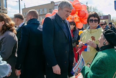 Оренбуржцы встретили Первомай