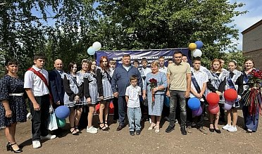 В добрый путь, выпускники!