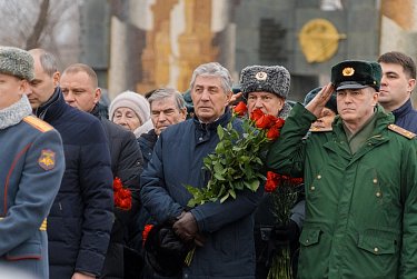 В День Неизвестного Солдата оренбуржцы почтили память героев