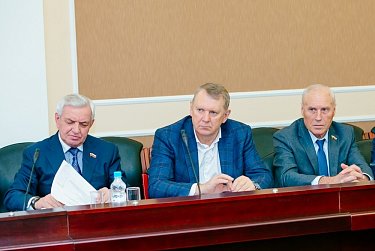 На заседании Совета Законодательного Собрания 