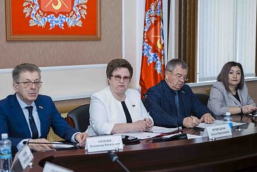 Увеличивается объем социальных обязательств