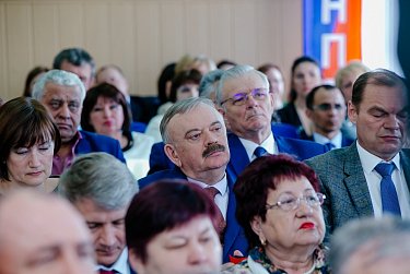 Олег Димов: «Областной парламент и Федерация профсоюзов действуют в одном направлении»
