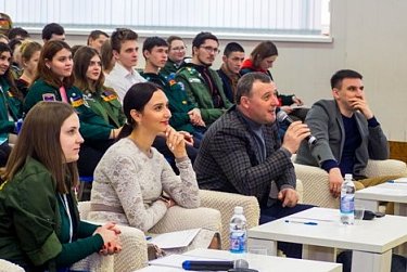Олег Димов: «Закон о студотрядах будет рассмотрен на февральском заседании Законодательного Собрания»