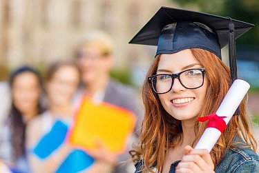 Приняты изменения в областной закон об образовании