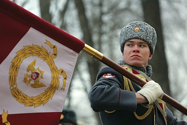 Сергей Грачев поздравил гвардейцев