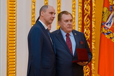 Оренбуржцы получили награды