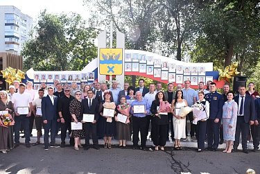 В Северном округе Оренбурга обновили Доску почета