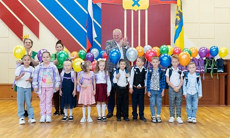 Александр Куниловский: «Задача взрослых – обеспечить детей всем необходимым»