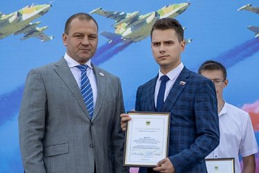 Молодой парламентарий организовал волонтерский десант