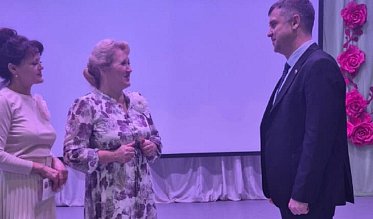 В Ибрагимовском ДК обновлено покрытие сцены