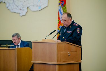 Депутаты заслушали отчет УМВД