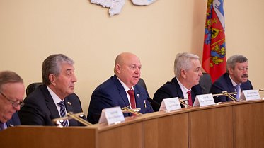 Парламентские слушания о мерах соцподдержки военнослужащих