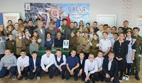 Память о героях начинается со школьной парты