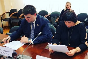 Дамир Фахрутдинов работал в Госдуме в составе Молодежной палаты при Парламентском Собрании Союза Беларуси и России