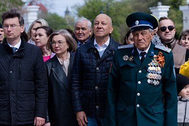 «Вальс Победы» исполнили сегодня в Оренбурге