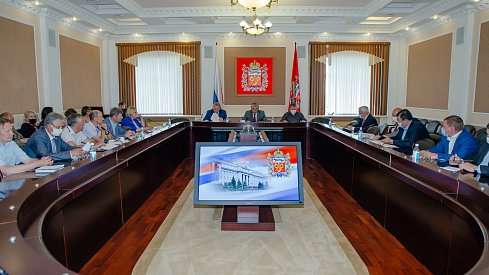 Депутаты готовятся к очередному заседанию