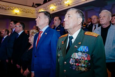 Будущие поколения должны знать правдивые уроки истории
