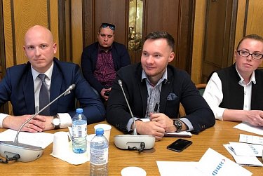 Алексей Панкратов принял участие в обсуждении вопросов поддержки предпринимательского сектора