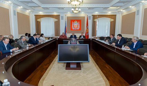Первое осеннее заседание ЗС пройдет в октябре