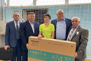 Асекеево принимало юных борцов 