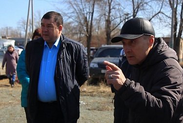 Ермек Алкулов подключился к решению проблем жителей поселка Казачий 