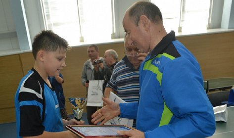 Виктор Купчик учредил турнир по настольному теннису  