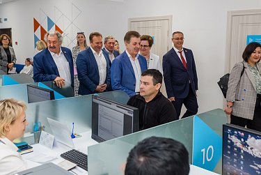 Депутаты обсудили проблему кадров и возможности кадрового центра