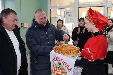 После капремонта открылся ледовый дворец