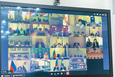 Росмолодежь предлагает обсудить Стратегию