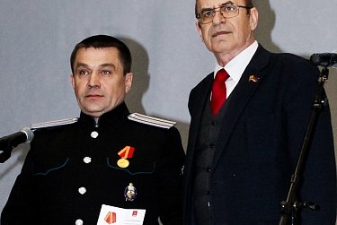 «Славьтесь, казаки!»